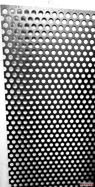 Plech ocelový děrovaný tloušťka 1,5 mm, 1000 x 2000 mm, Rv10-14